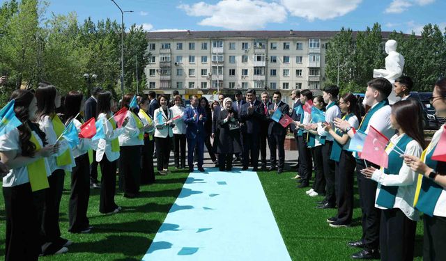 Emine Erdoğan, Kazakistan'da Sıfır Atık Eğitim Laboratuvarı'nın açılışını yaptı