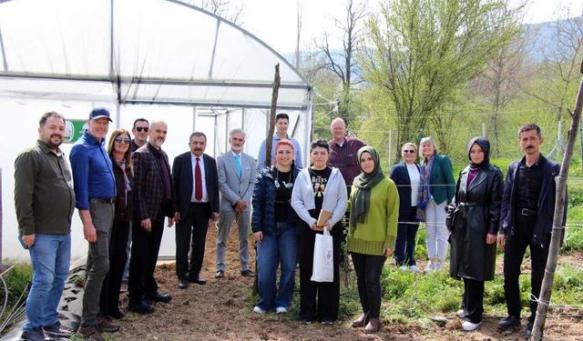 Kütahya’ya Hollandalı yatırımcı ilgisi: Blueberry üretimi mercek altında