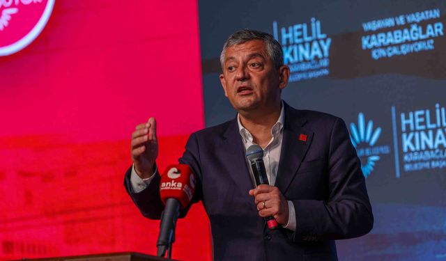 Özgür Özel: "Didişmek yerine kentleri depreme hazırlamak lazım"