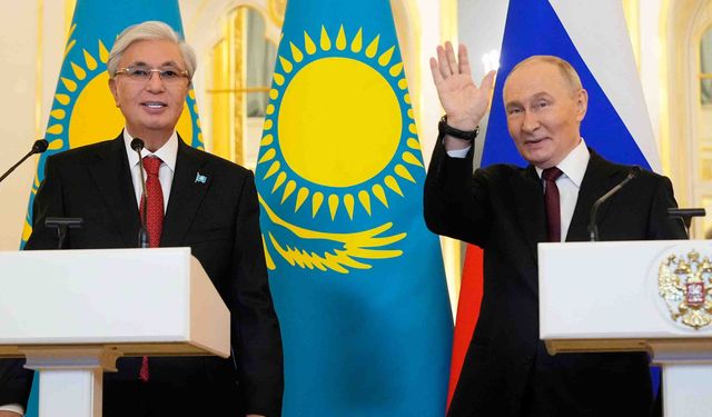 Putin’den Kazakistan’a üç günlük resmi ziyaret