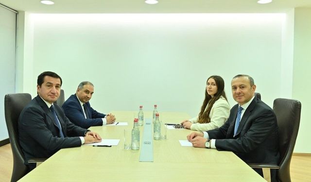 Azerbaycan Cumhurbaşkanı Yardımcısı Hacıyev, Ermenistan Güvenlik Konseyi Sekreteri Grigoryan görüştü