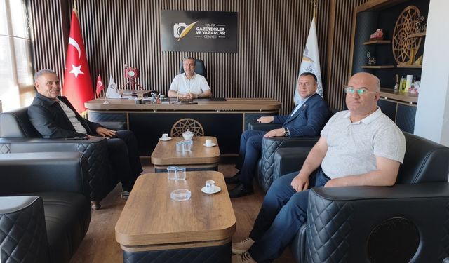 Çakmak'tan Kahta Gazeteciler ve Yazarlar Cemiyeti'ne ziyaret