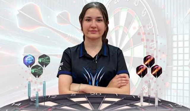 Elif Dilara Davulcu Şampiyon Oldu, Slovakya'da İstiklal Marşı'mızı Dinletti