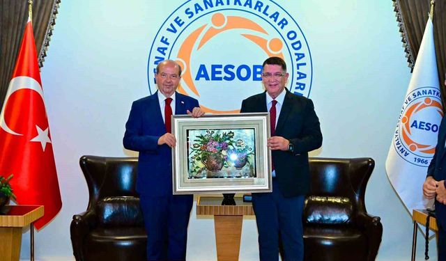 Ersin Tatar: 'Türkiye ile KKTC arasındaki kardeşliğin en güçlü temsilcilerinden biri esnaftır'