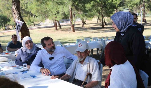 Gürsu'nun büyüklerine vefa pikniği