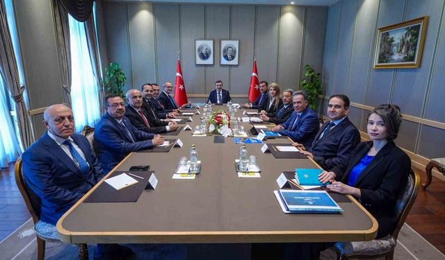 Malatya'nın talepleri Cumhurbaşkanı Yardımcısı Yılmaz'a iletildi