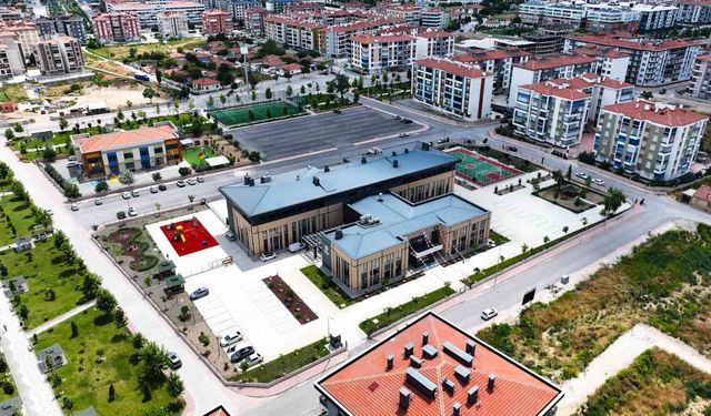 Türkiye'nin en büyüğü, Karatay Engelli Aktif Yaşam Merkezi açıldı