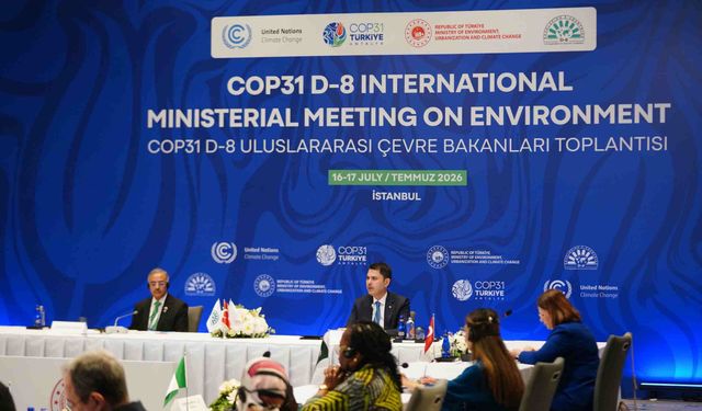 Cop31 Başkanı Kurum, İstanbul’da D-8 Ülkeleri Cop31 Toplantısına Başkanlık Etti