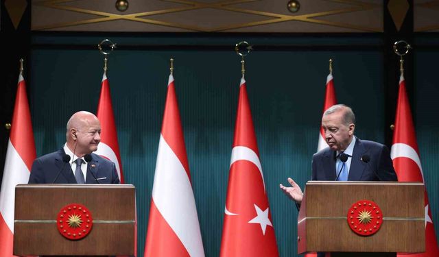 Cumhurbaşkanı Erdoğan: '(Avusturya) Ticaret hacmini inşallah bu yıl 5 milyar dolar hedefimize ulaştıracağımıza inanıyoruz'