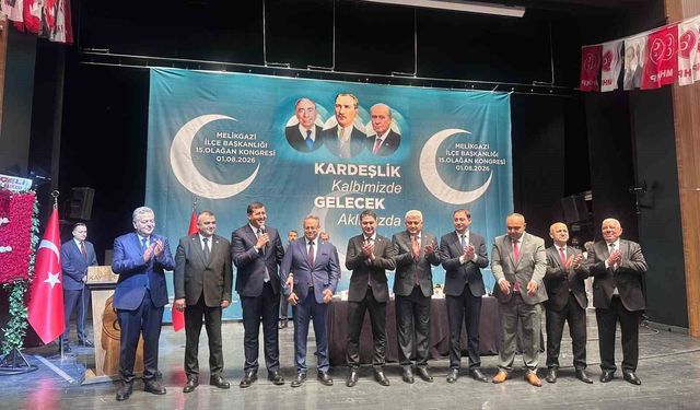 Kayseri'de 3 belediye meclis üyesi MHP'ye katıldı