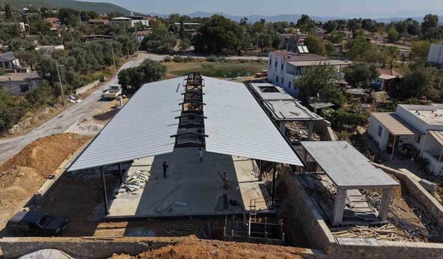 Pınarlıbelen'de 'Pazar Yeri ve Sosyal Etkinlik Alanı Projesi' hızla sürüyor