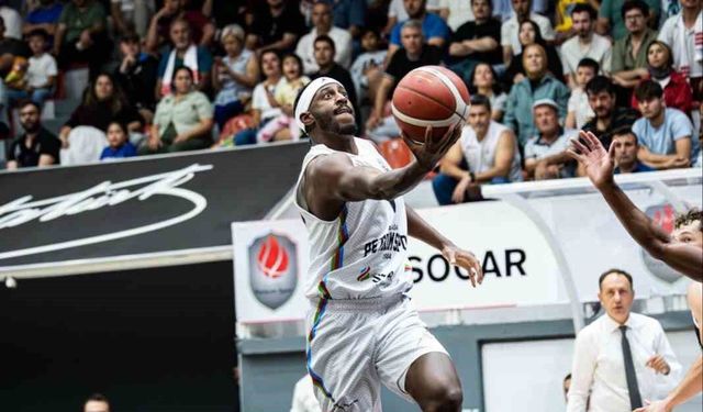 Aliağa Petkimspor sezona galibiyetle Karşıyaka mağlubiyetle başladı