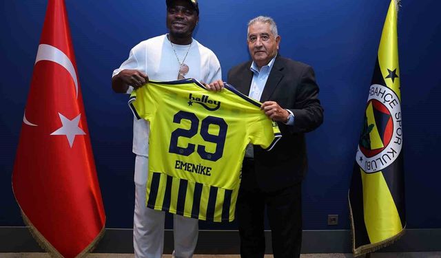 Emmanuel Emenike'den, Fenerbahçe'ye ziyaret