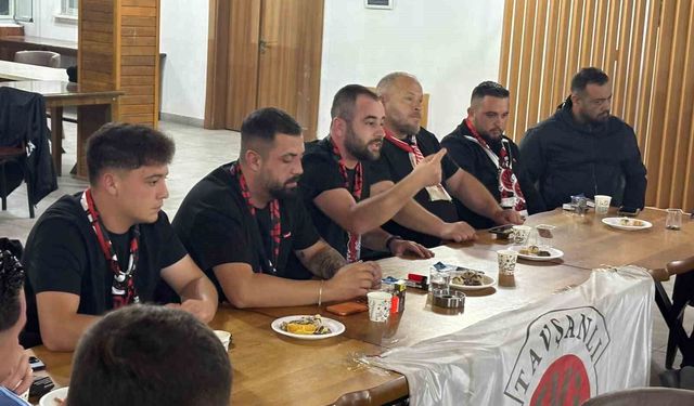 Tavşanlı'da Linyitspor tribünlerinde yeni dönem
