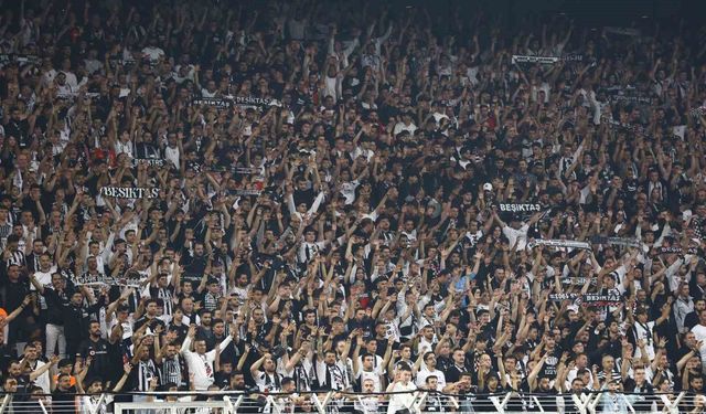 Beşiktaş'tan Trabzonspor'un deplasman yasağı kaldırılsın paylaşımına destek