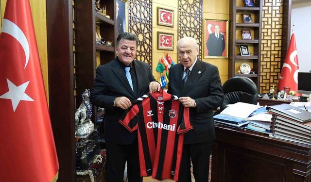 Erzincanspor yönetiminden MHP Genel Başkanı Bahçeli'ye ziyaret
