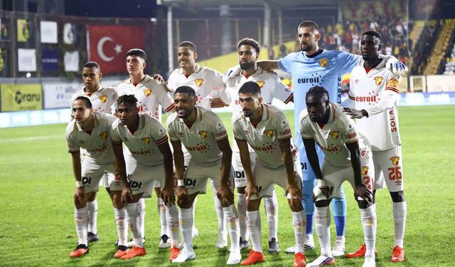 Trendyol Süper Lig: Eyüpspor: 0 - Göztepe: 1 (Maç devam ediyor)