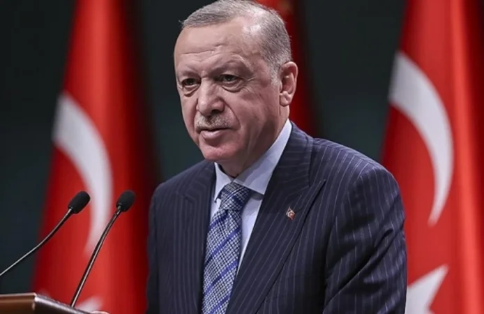 Erdoğan'dan TFF 1’inci Lig’e yükselen Bursaspor ve Batman Petrolspor'a tebrik!