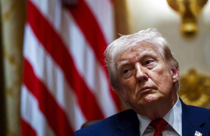 Trump İran'ın enerji tesislerine saldırıları ertelediğini açıkladı