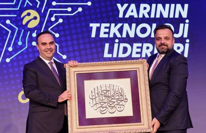 Bakan Kacır: ‘‘Teknoloji girişimlerinin sermayesi akıl sermayesidir’’