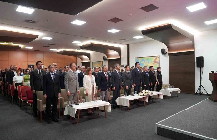 Göç İdaresi Başkanlığından 15 Temmuz 'İrade Bizim Zafer Bizim' programı
