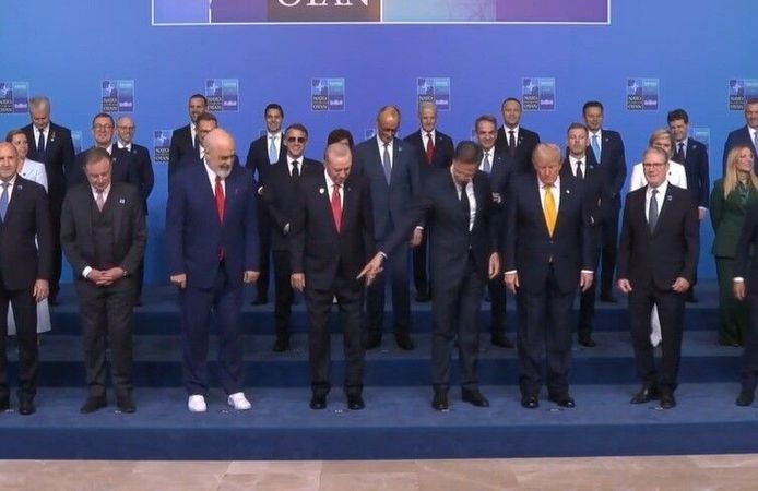NATO Zirvesi'nde beyaz ayakkabı detayı dikkat çekti