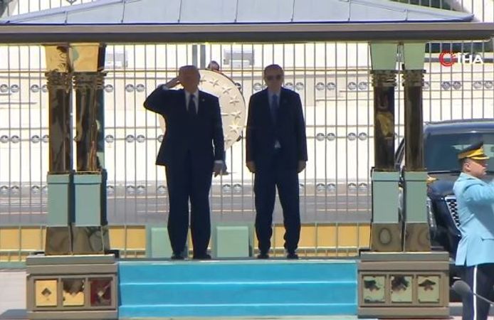 Recep Tayyip Erdoğan, ABD Başkanı Donald Trump'ı resmi törenle karşılıyor/CANLI