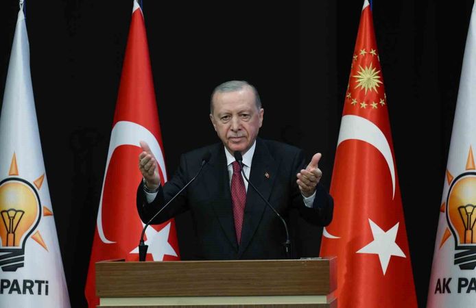 Erdoğan: 'Biz yanlış yapanla, nefsine yenik düşenle vedalaşır, yolumuza güçlenerek devam ederiz'