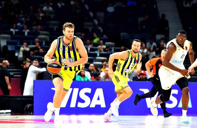 Fenerbahçe, Euroleague Süper Kupa'da üçüncü oldu