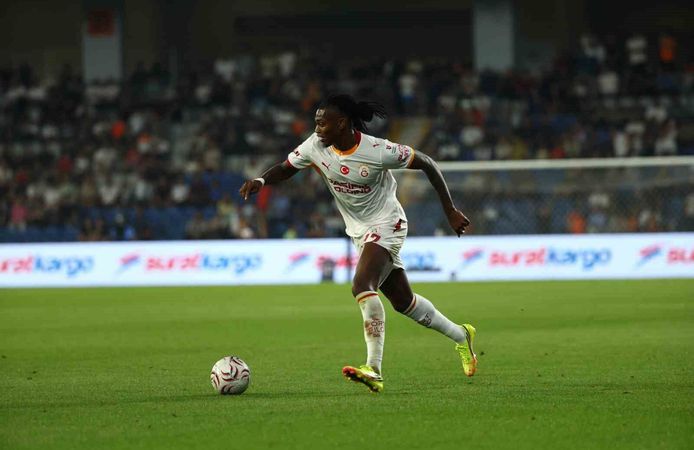 Galatasaray'da Rafael Leao ve Deniz Gül, ilk kez forma giydi