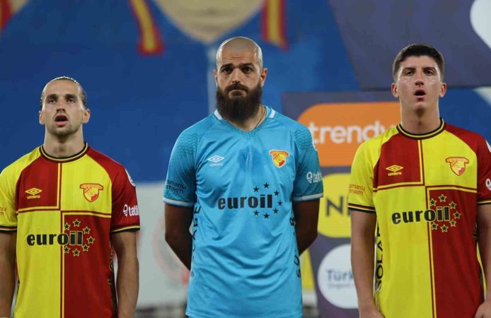 Göztepe kalecisi Luka Gugeshashvili'den taraftara tepki