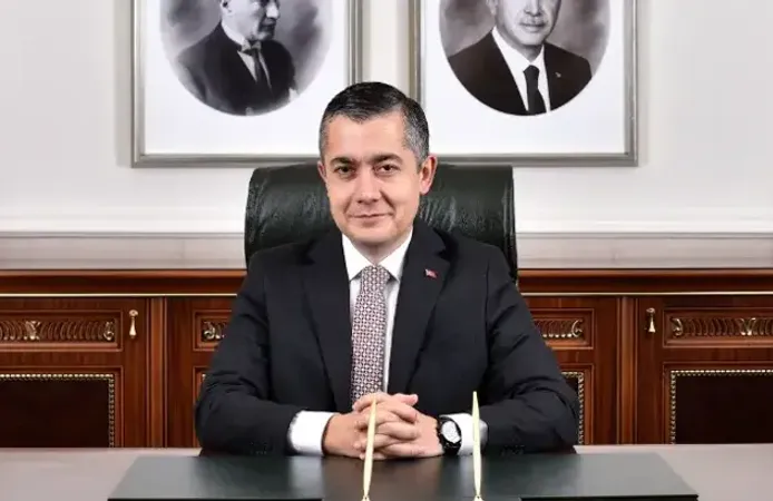 Esenyurt Belediyesi’nde kayyum değişikliği! Can Aksoy görevden alındı