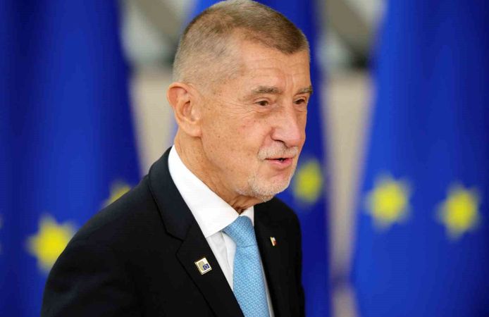 Çekya Başbakanı Babis: 'Trump, Putin ile bir ticari anlaşma yaparak fiilen bize ihanet etti'