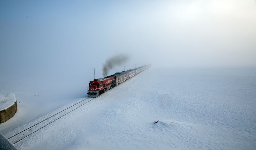 Ankara-Tatvan turistik tren seferleri başlıyor