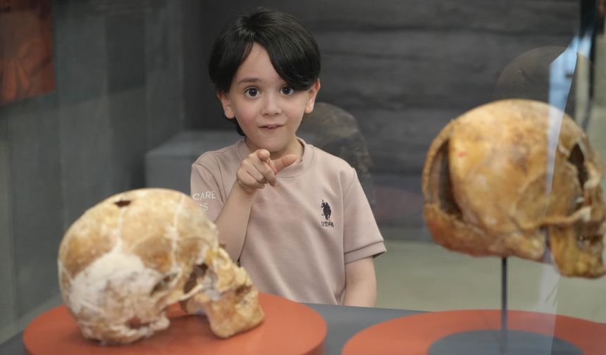5 bin yıl önce ameliyat edilen kafatası ilgi odağı oldu