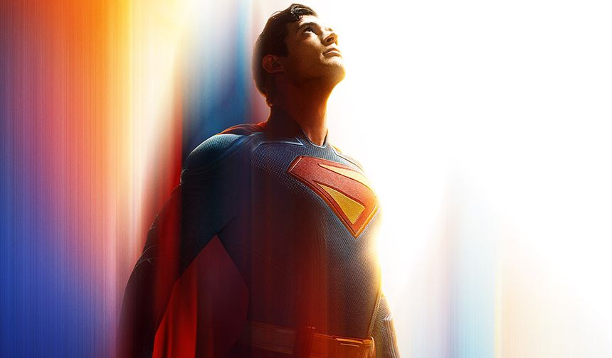 Superman filminin ilk fragmanı yayınladı!