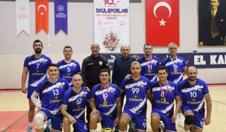 Karabük Emniyet Müdürlüğü Voleybol Takımı bölge müsabakalarında mücadele edecek