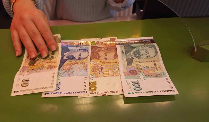 Bulgaristan Levası Tabelalardan Kalktı