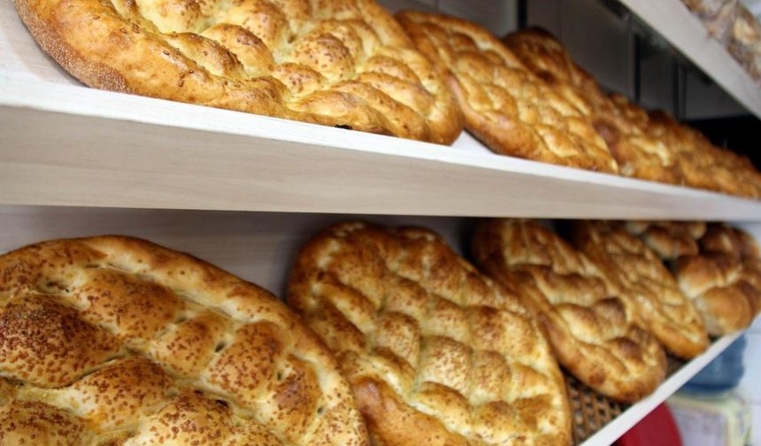 Bursa'da 450 gramlık BESAŞ pidesi 25 lira