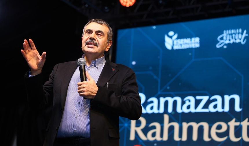 Bakan Tekin: “Müfredatı milli ve manevi değerler üzerine inşa ediyoruz”