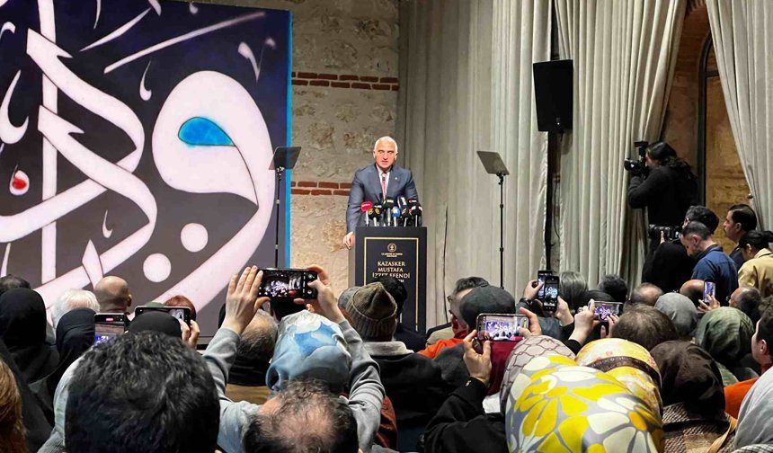 Ayasofya’nın Görkemli İmzası: Kazasker Mustafa İzzet Efendi İçin Vefa Günü