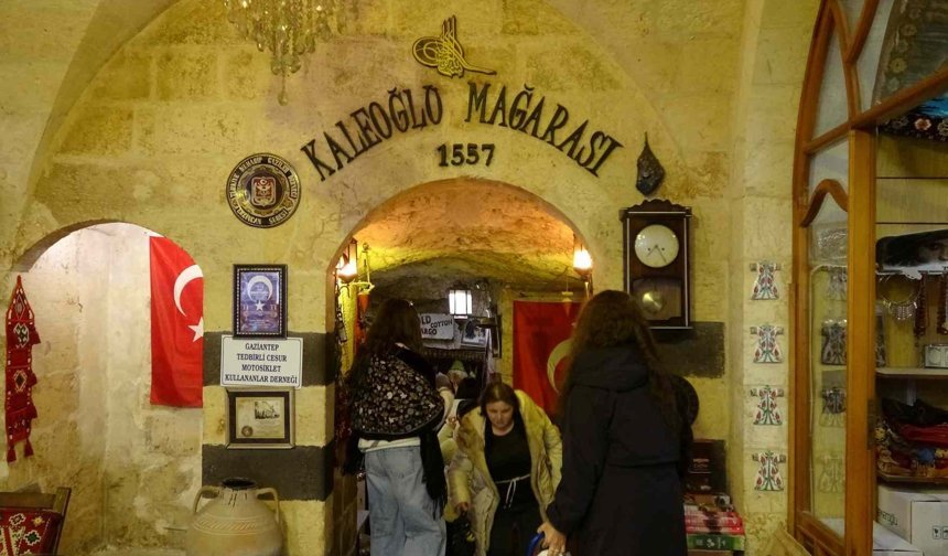 500 yıllık mağarayı gören hayran kalıyor