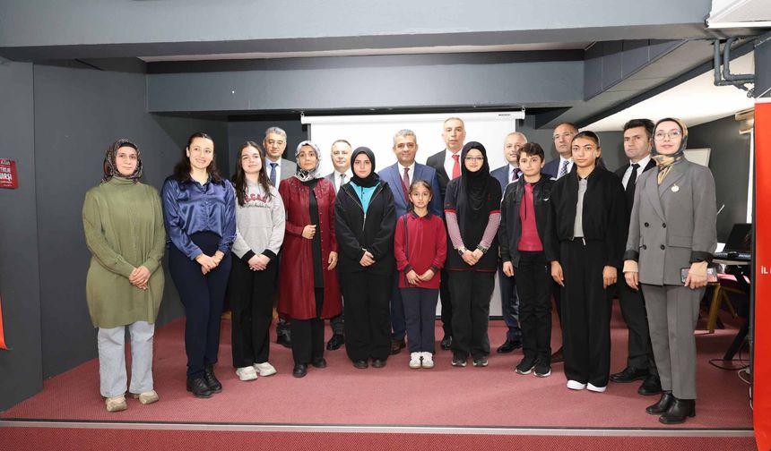 Savunma Ruhu Sanatla Buluştu: Genç Tasarımlar Ödüllerini Aldı