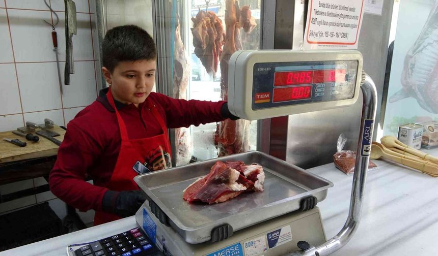 Trabzon'da "Junior Kasap" ilgi odağı oldu