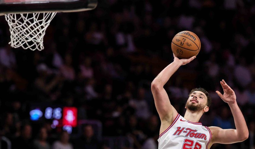 Alperen Şengün, hem Houston Rockets hem de NBA tarihine geçti