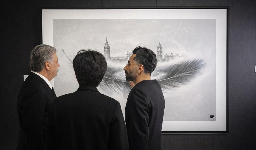 Beşiktaş’ın 123. yılında spor ve sanat buluştu: “Duruş” sergisi kapılarını açtı