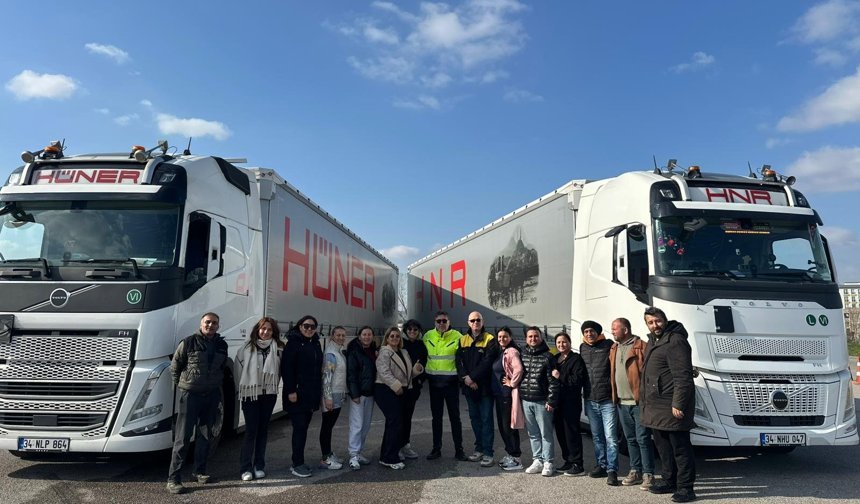 UND Kadın Tır Sürücü Akademisi 2. Dönem Mezunlarını Verdi