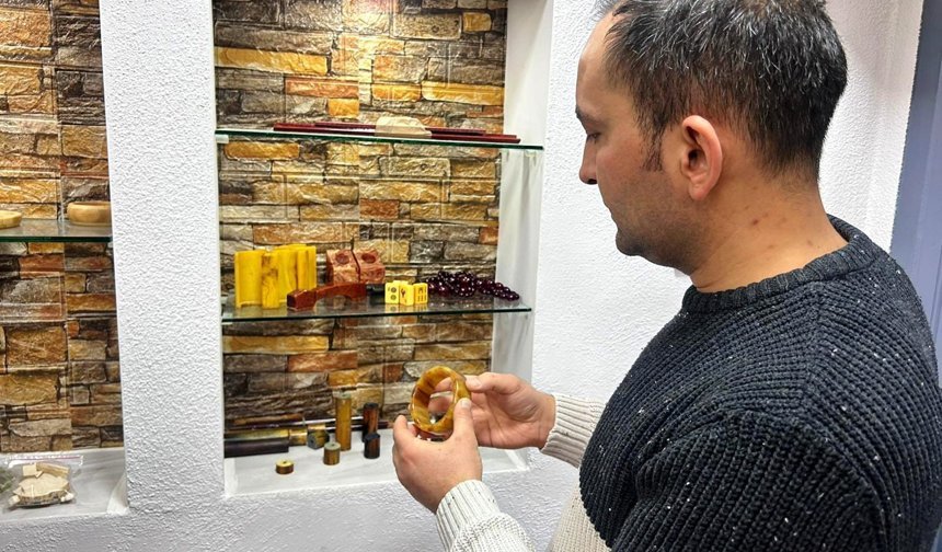 Mescid-i Nebevi modeli tespihi, çocuklarına bırakacak