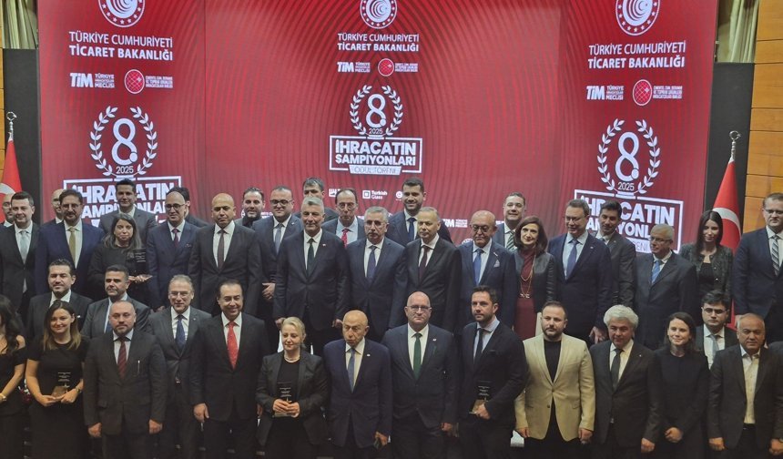 Bakan Bolat: Türkiye'ye son 23 yılda her alanda çağ atlattık