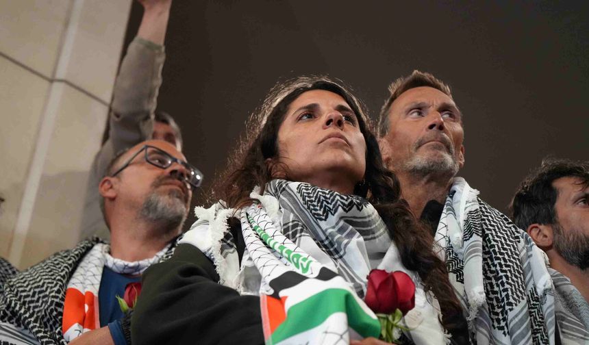 İsrail'in alıkoyduğu Sumud Filosu aktivistleri İstanbul'a getirildi